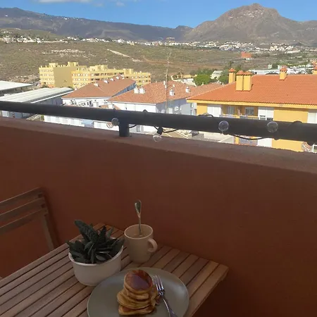 2 Bedroom South Tenerife Кабо-Бланко